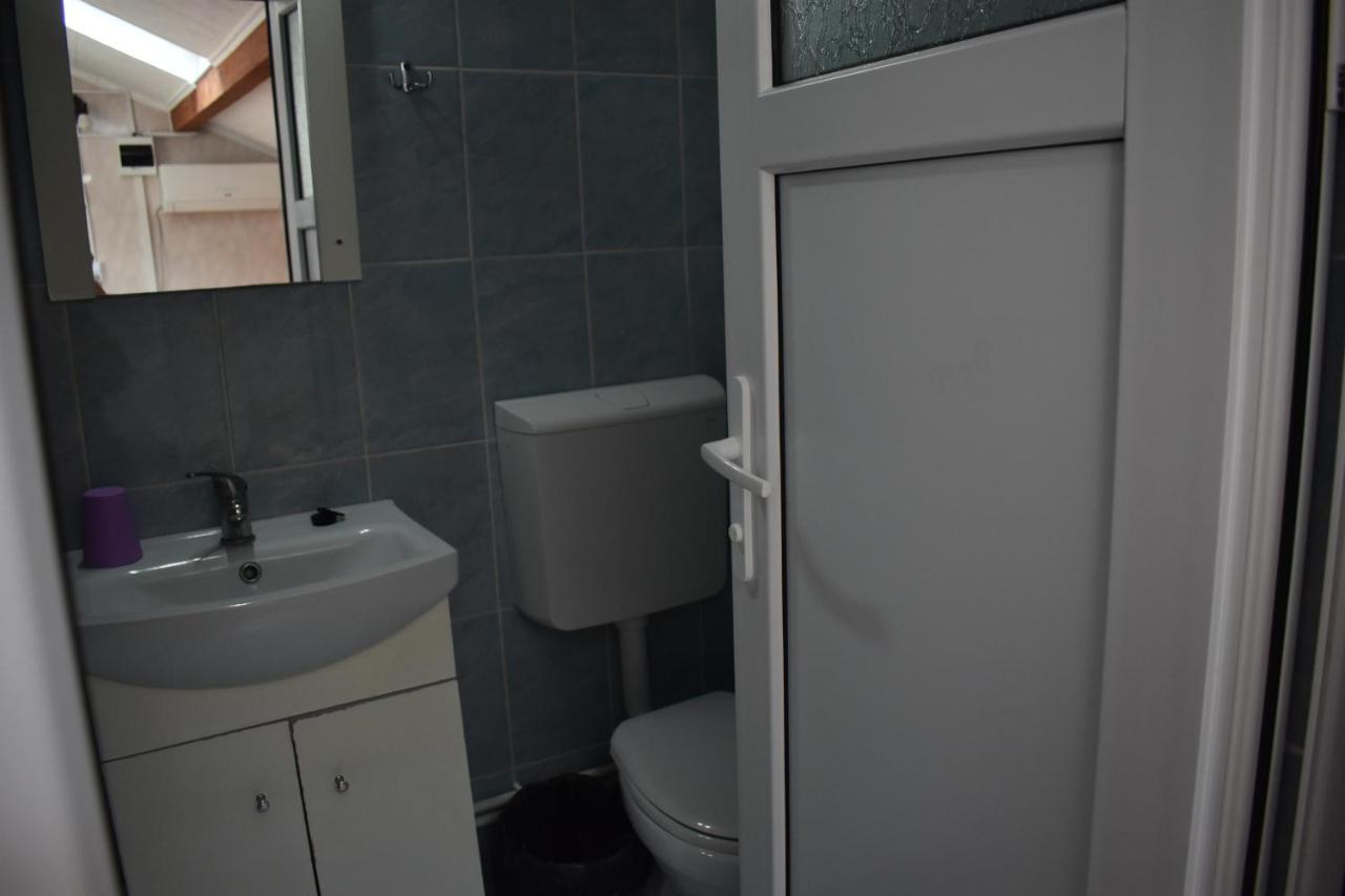 Vila Maricris Tuzla Exteriör bild