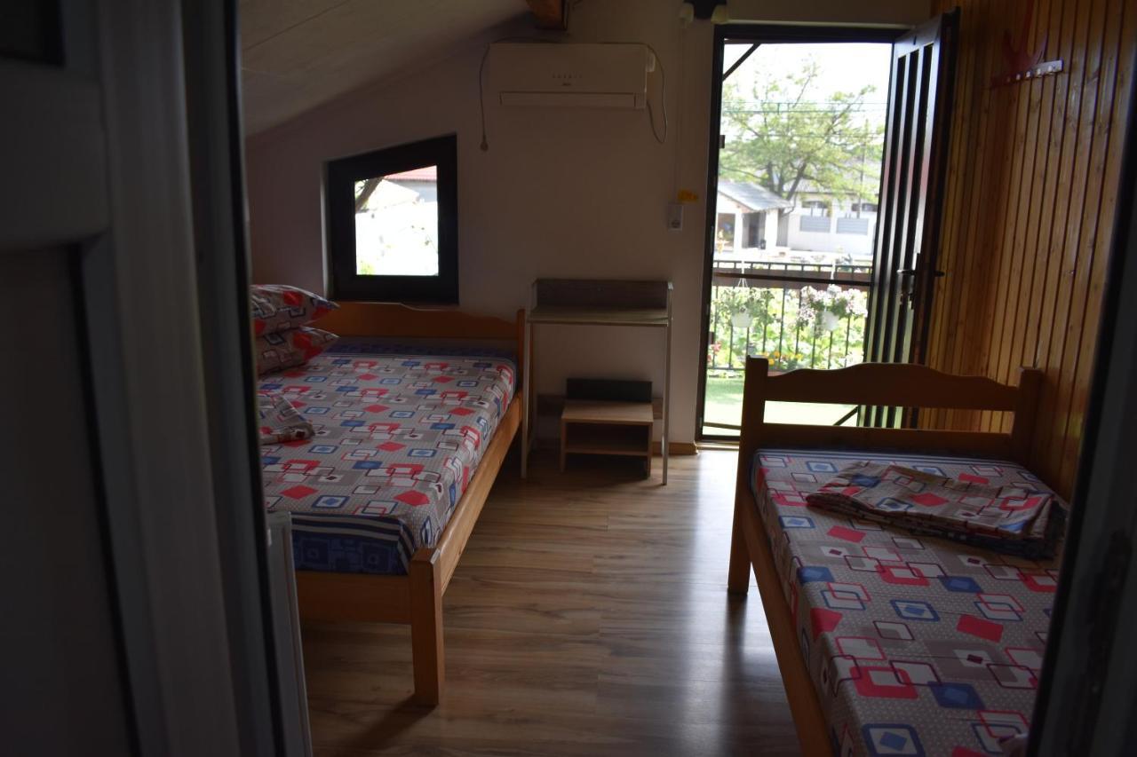 Vila Maricris Tuzla Exteriör bild