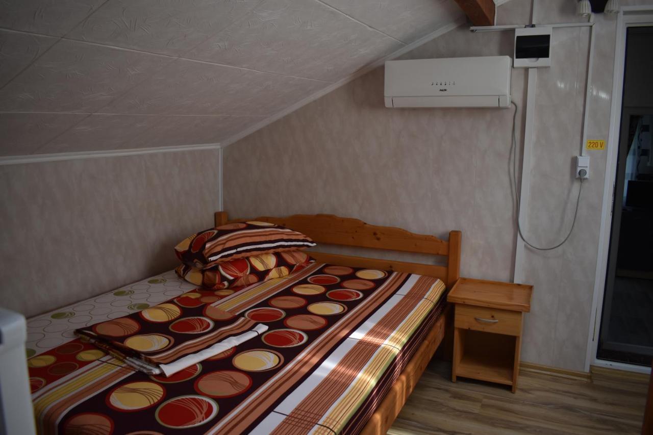 Vila Maricris Tuzla Exteriör bild