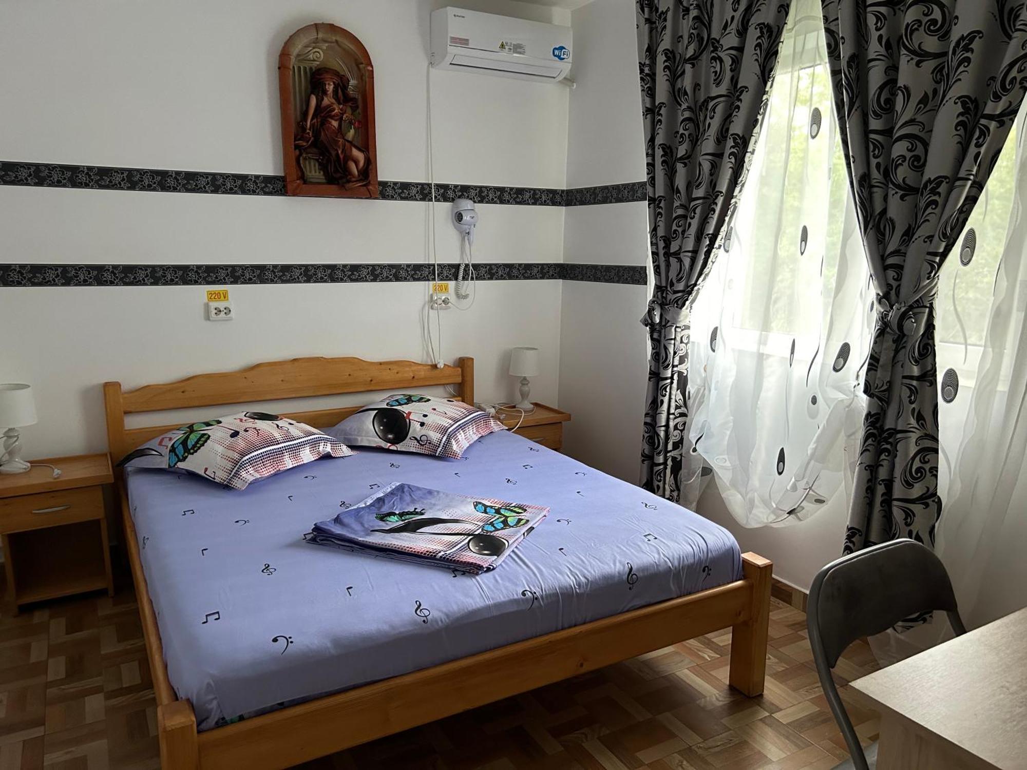 Vila Maricris Tuzla Exteriör bild